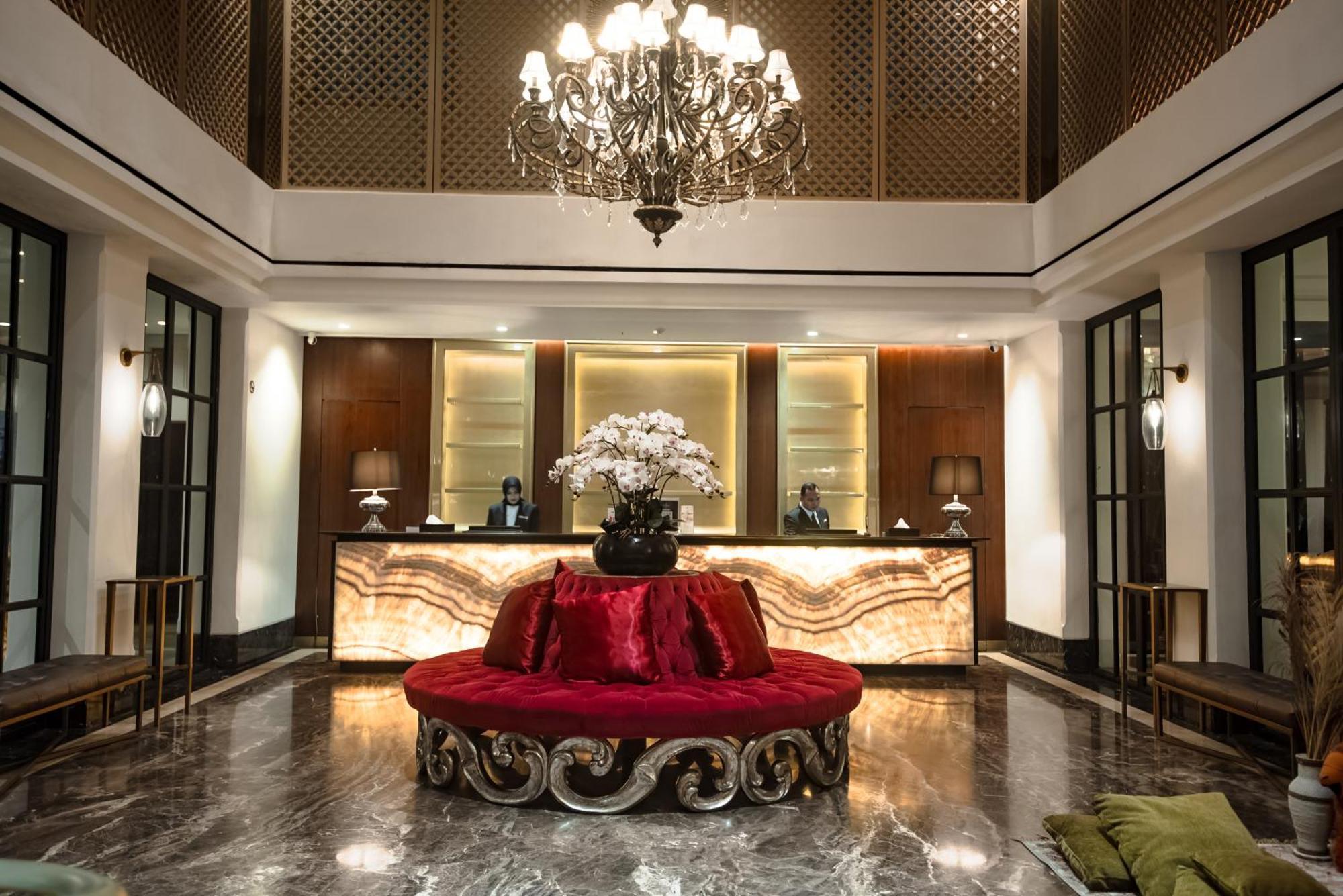The Mirah Hotel Bogor Exteriör bild